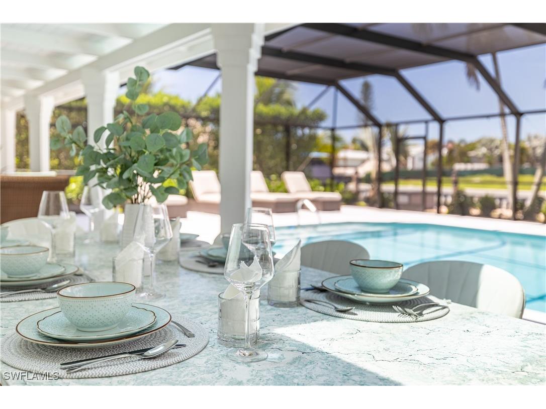 1575 Osprey Avenue Naples FL 34102 225055753 image4