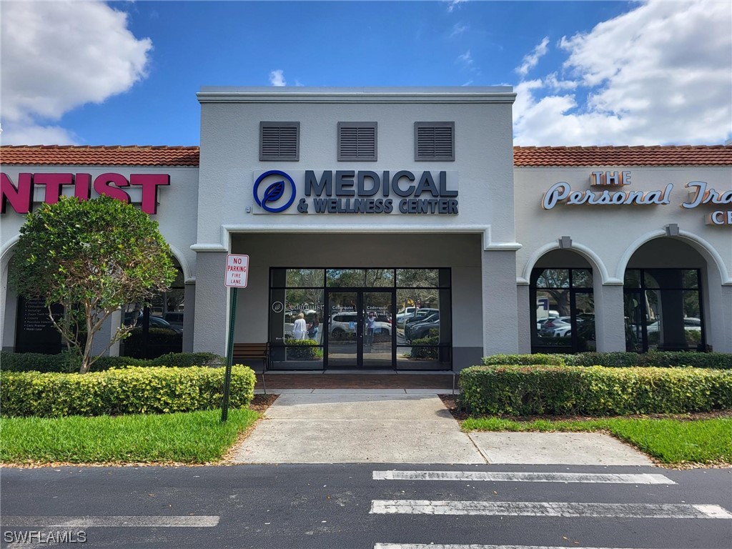 1575 Pine Ridge Road #19 Naples FL 34109 223027798 image1