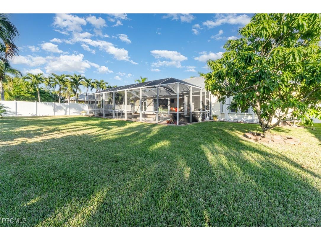 15753 Caloosa Creek Circle Fort Myers FL 33908 2025018710 image40