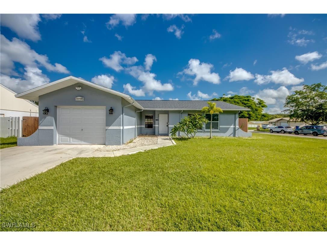 15759 Coral Vine Lane Fort Myers FL 33905 224072533 image1