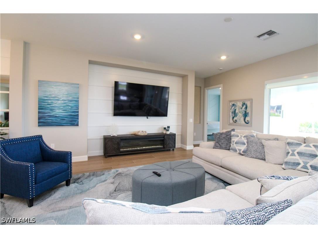 15765 Cortina Street Naples FL 34114 226018046 image4