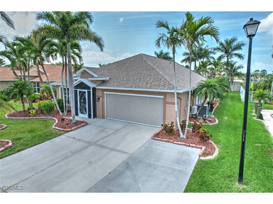 15773 Beachcomber Avenue Fort Myers FL 33908 2025019862 image2