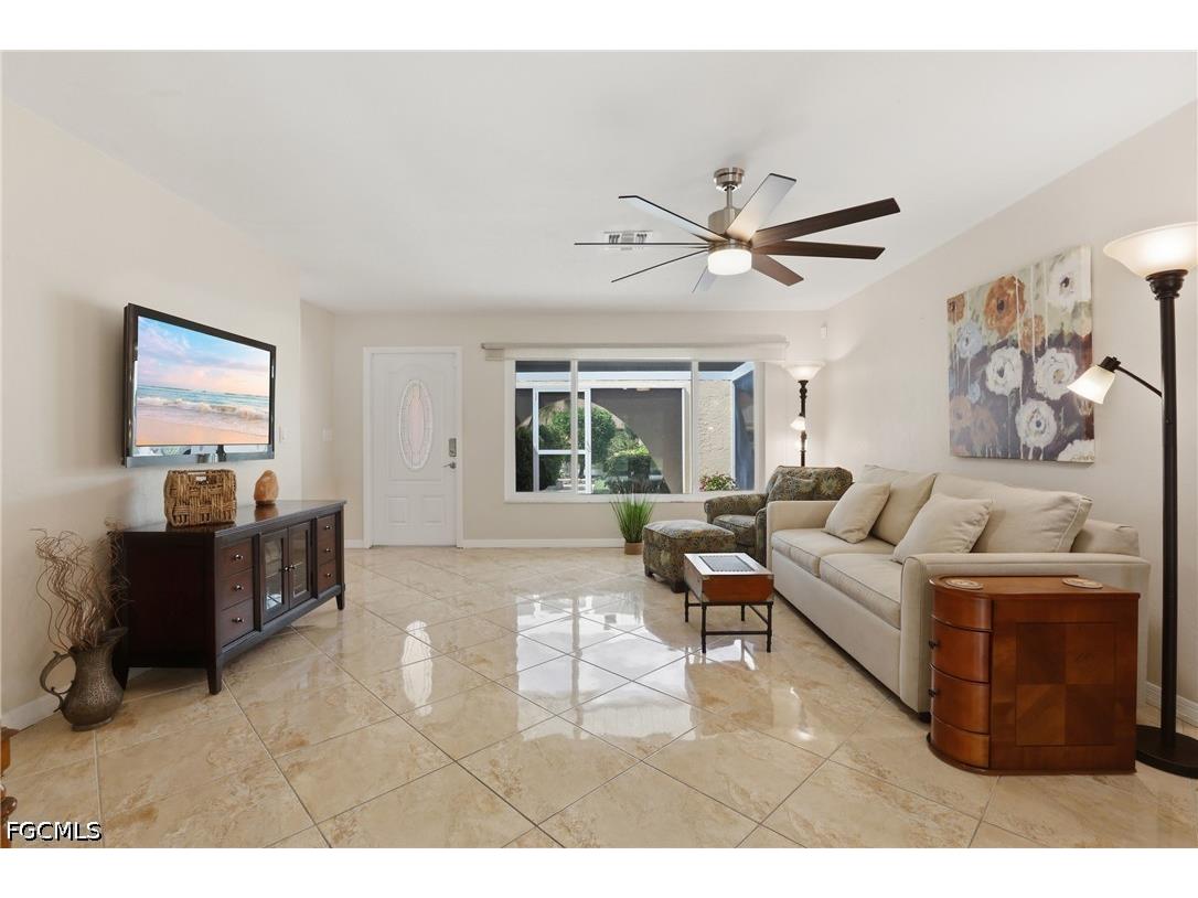 1579 Sautern Drive Fort Myers FL 33919 2026016360 image11