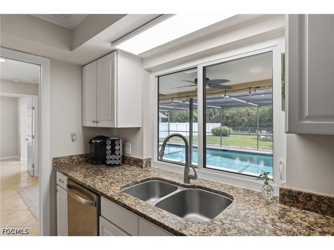 1579 Sautern Drive Fort Myers FL 33919 2026016360 image18