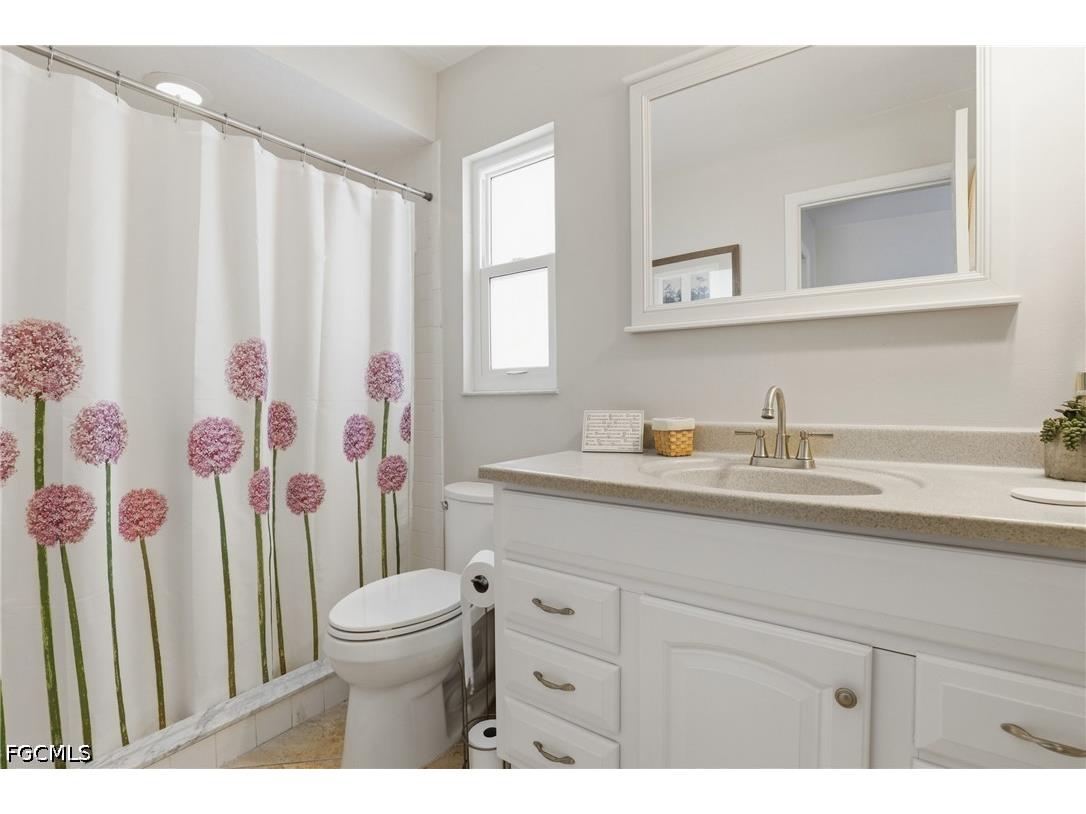 1579 Sautern Drive Fort Myers FL 33919 2026016360 image29