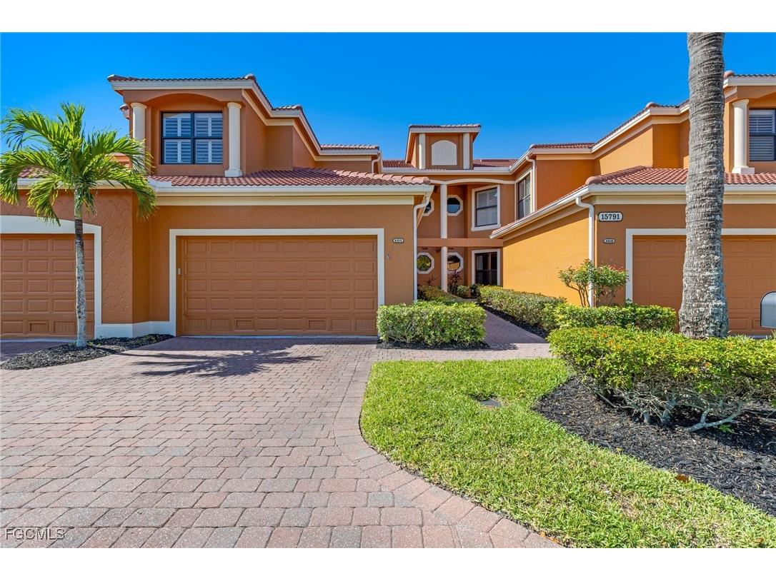 15791 Prentiss Pointe Circle #101 Fort Myers FL 33908 2025014485 image2