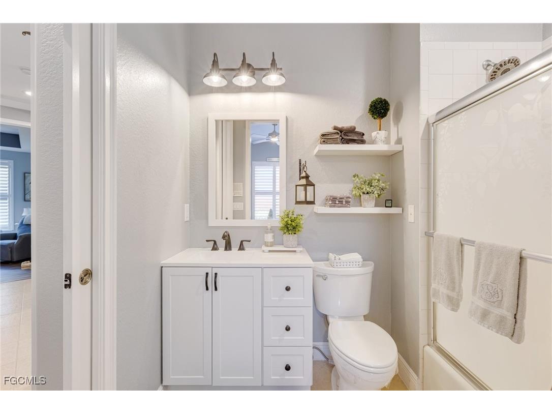 15791 Prentiss Pointe Circle #101 Fort Myers FL 33908 2025014485 image24