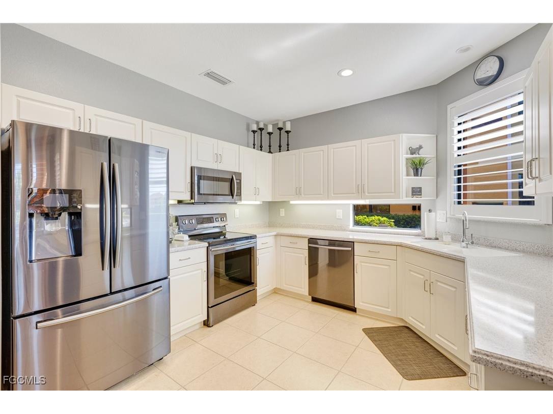 15791 Prentiss Pointe Circle #101 Fort Myers FL 33908 2025014485 image3