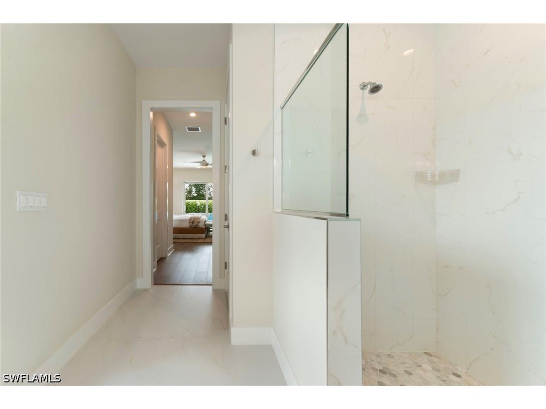 158 Cambria Lane Naples FL 34112 226021443 image20