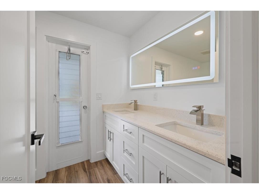 158 Dow Lane North Fort Myers FL 33917 2025025658 image13