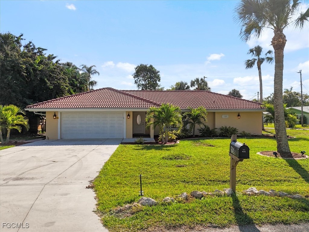 158 Dow Lane North Fort Myers FL 33917 2025025658 image2