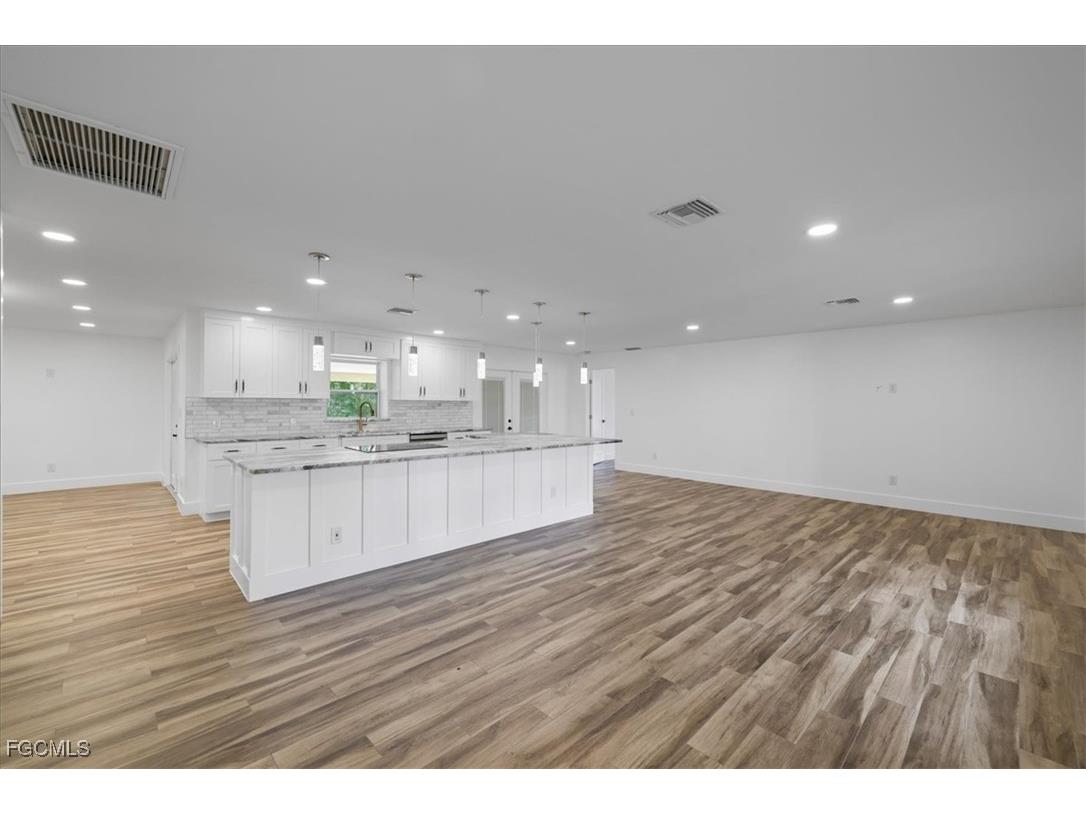 158 Dow Lane North Fort Myers FL 33917 2025025658 image22