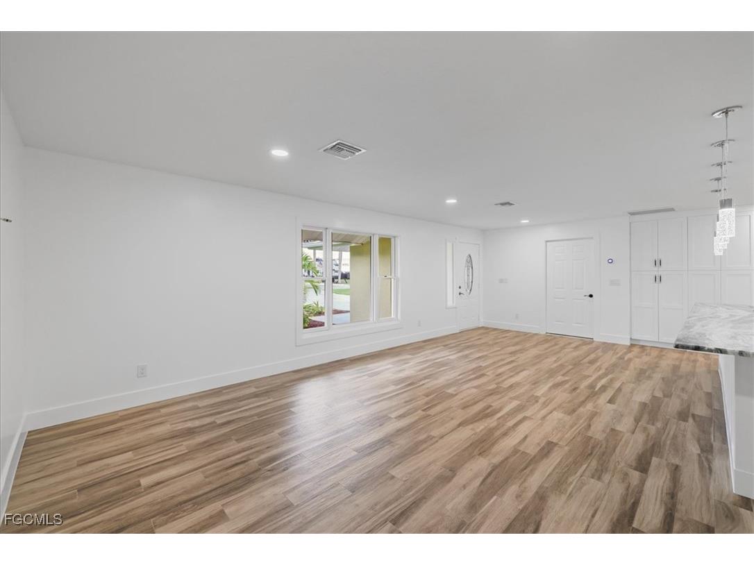 158 Dow Lane North Fort Myers FL 33917 2025025658 image24