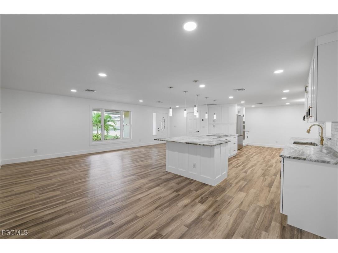 158 Dow Lane North Fort Myers FL 33917 2025025658 image26