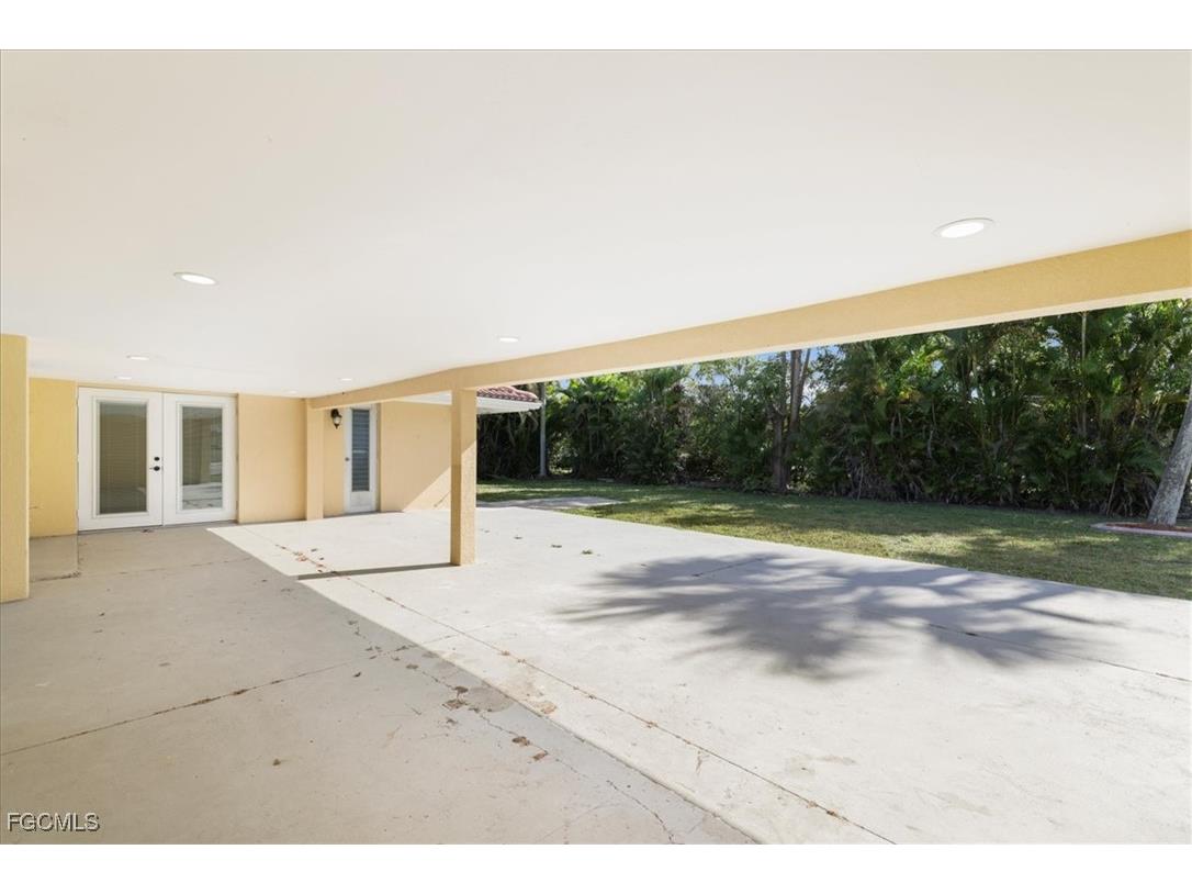 158 Dow Lane North Fort Myers FL 33917 2025025658 image36