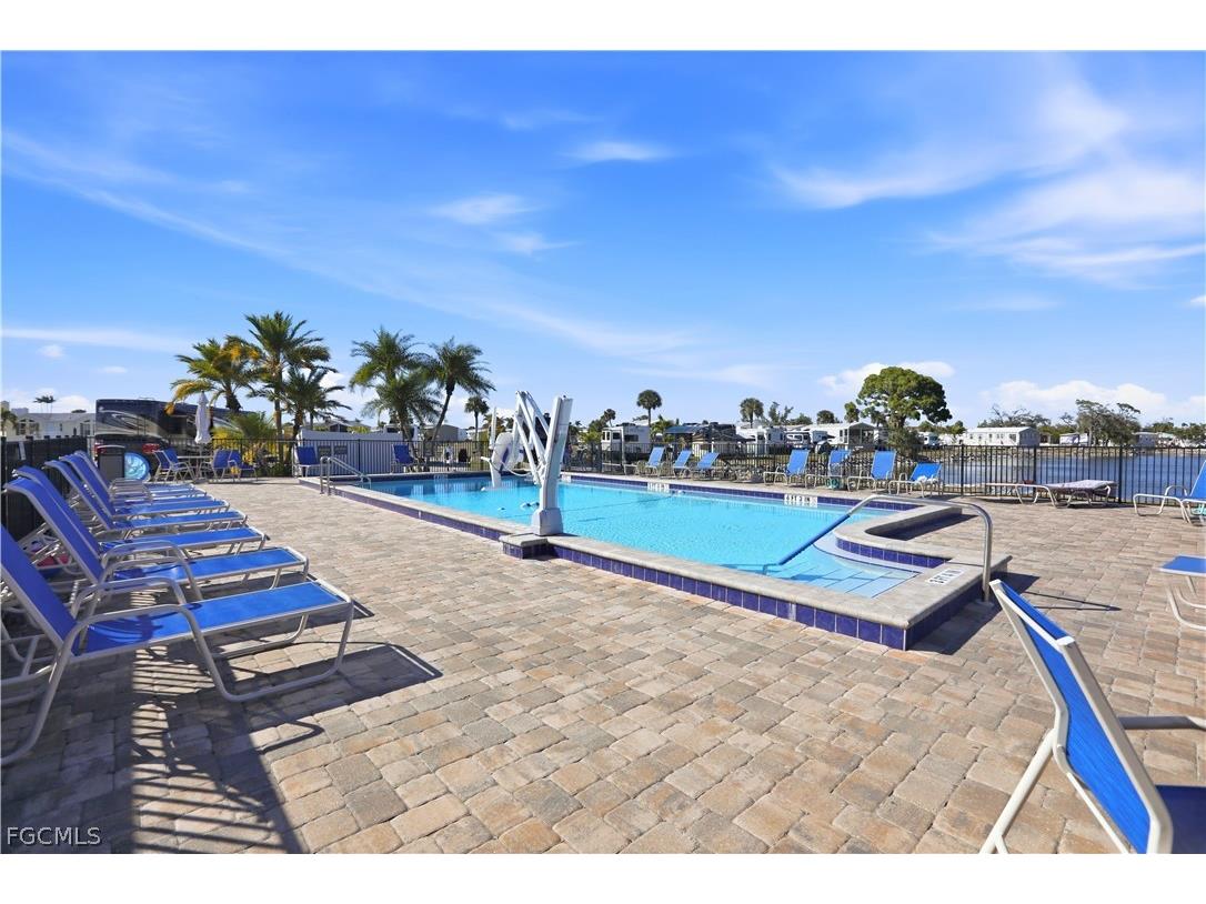 158 Nanaimo Trail Fort Myers Beach FL 33931 2026005541 image1