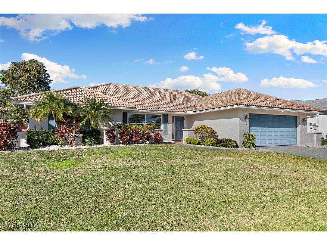 158 W Flamingo Circle Marco Island FL 34145 225013983 image1