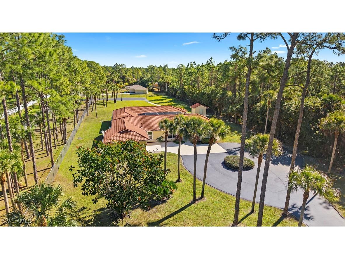 1580 16th Street NE Naples FL 34120 226003591 image1