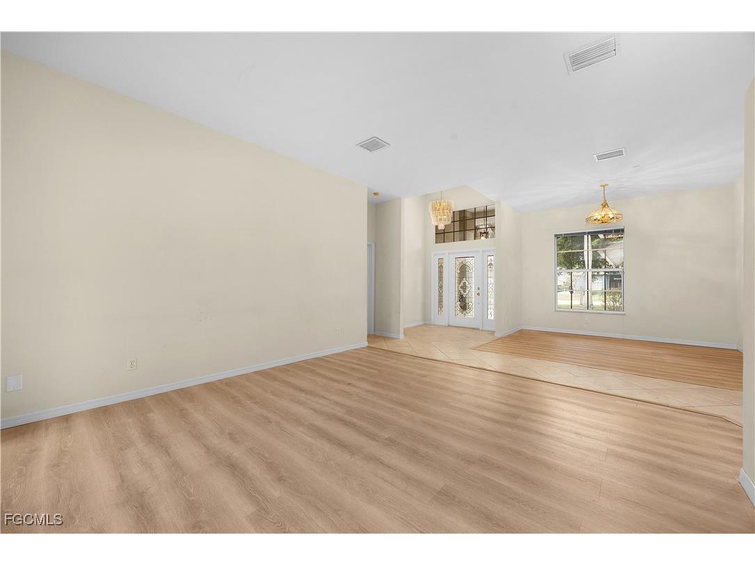 1580 Argyle Drive Fort Myers FL 33919 2026004187 image12