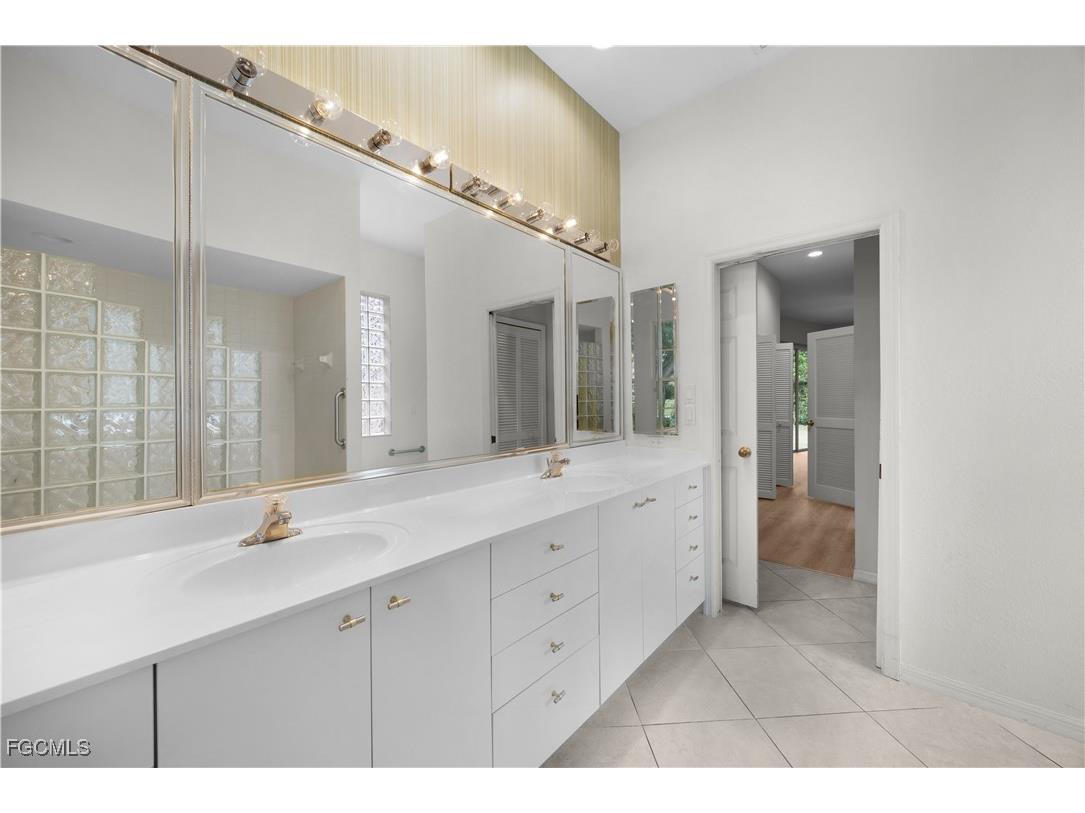 1580 Argyle Drive Fort Myers FL 33919 2026004187 image25