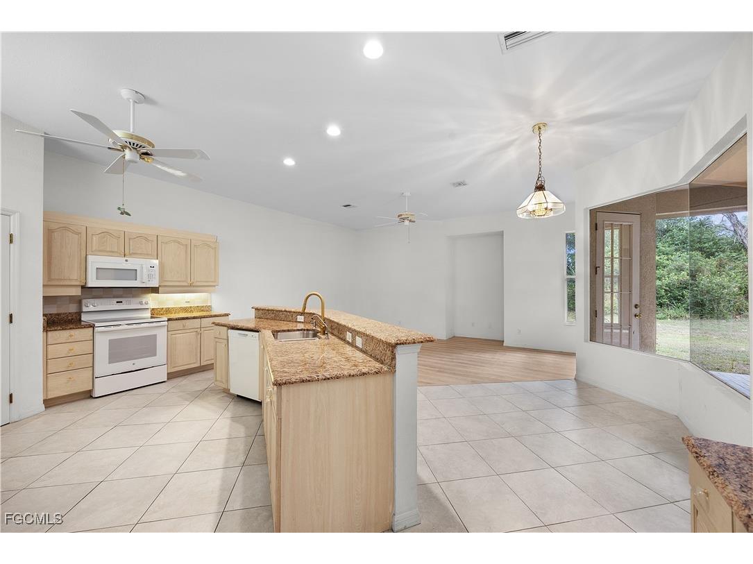 1580 Argyle Drive Fort Myers FL 33919 2026004187 image7