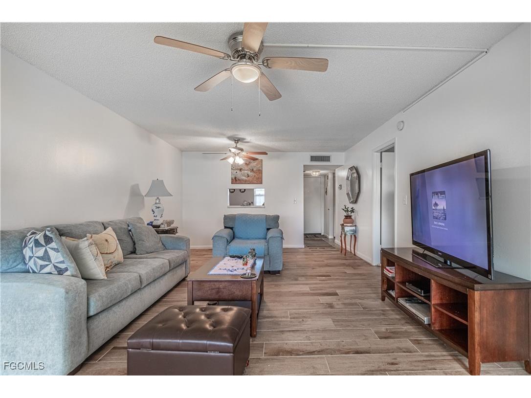1580 Pine Valley Drive #103 Fort Myers FL 33907 2025008547 image9