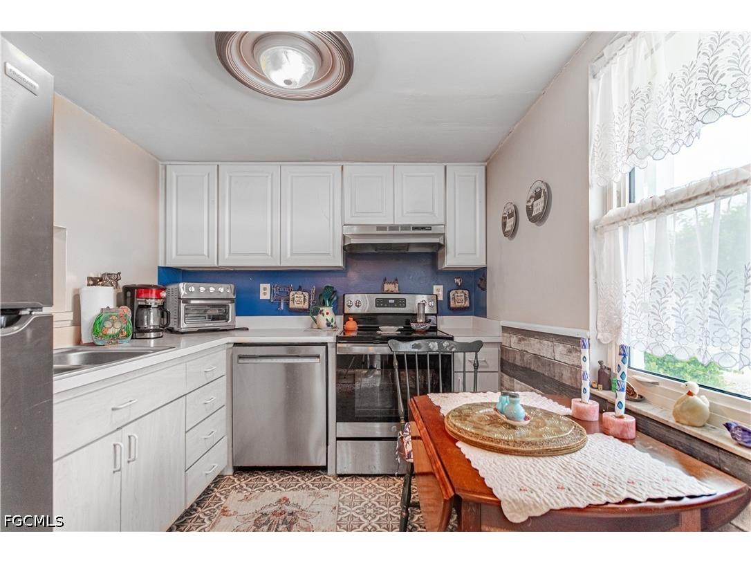 1580 Pine Valley Drive #103 Fort Myers FL 33907 2026025561 image4