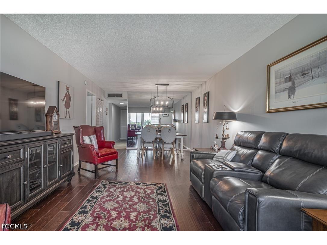 1580 Pine Valley Drive #305 Fort Myers FL 33907 2026025378 image9