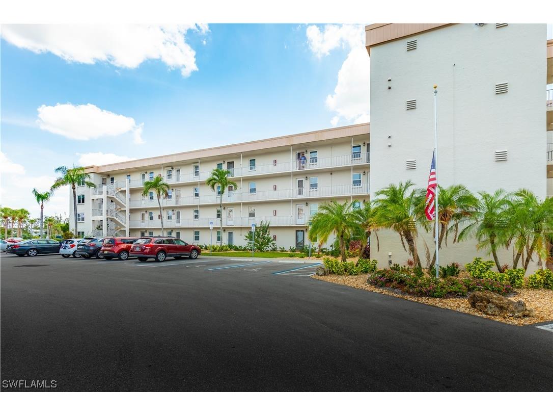1580 Pine Valley Drive #417 Fort Myers FL 33907 223036272 image1