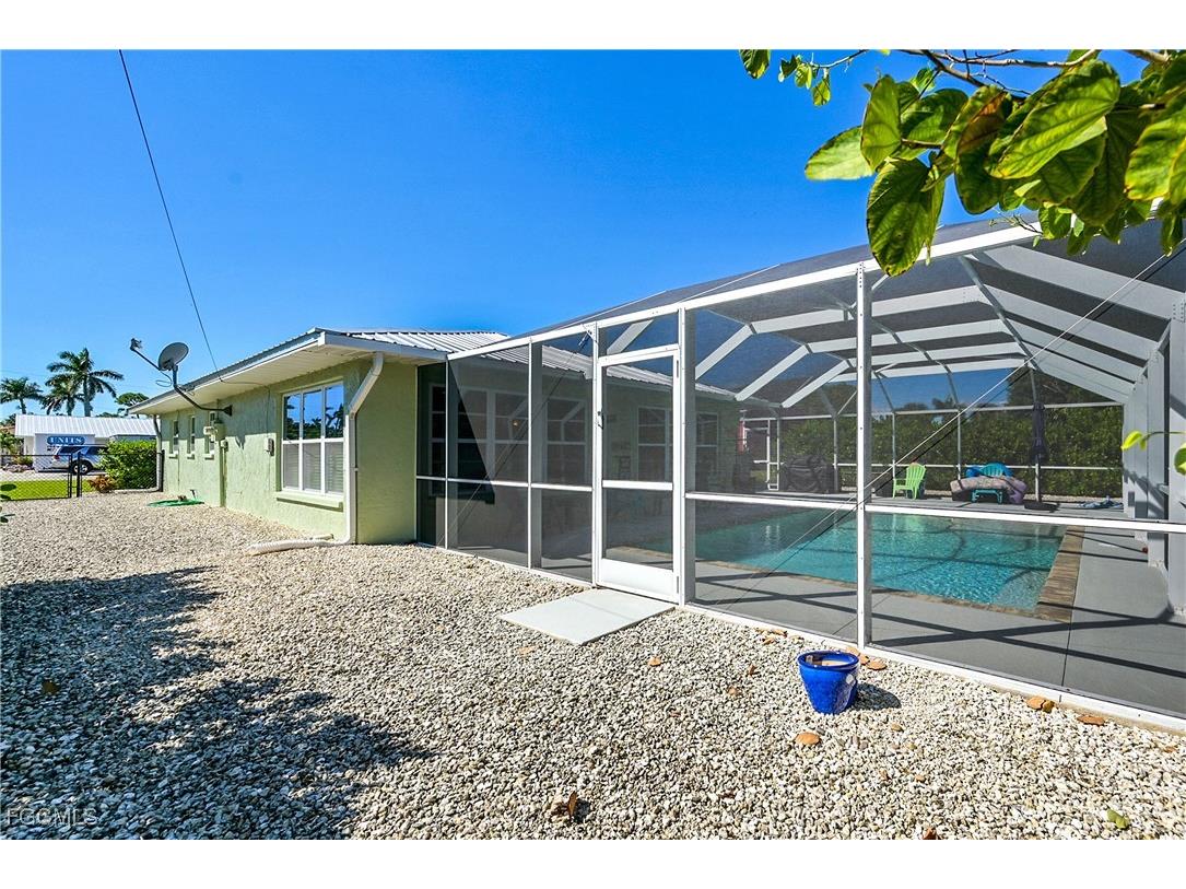 15804 Missouri Street Bokeelia FL 33922 2025015505 image26