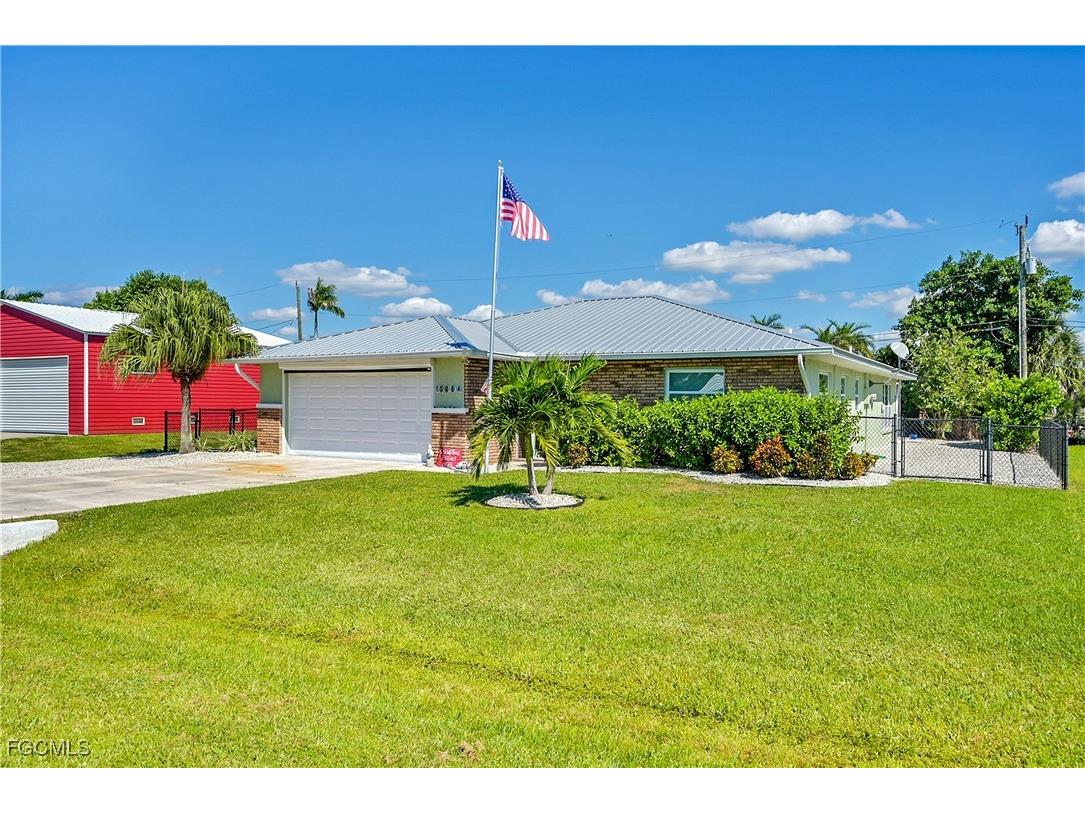 15804 Missouri Street Bokeelia FL 33922 2025015505 image32