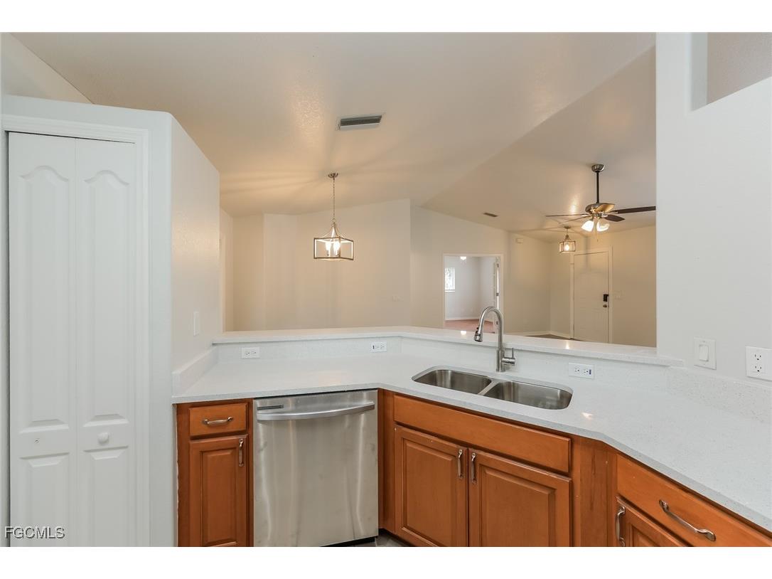 1581 S Chamberlain Boulevard North Port FL 34286 2025024309 image6