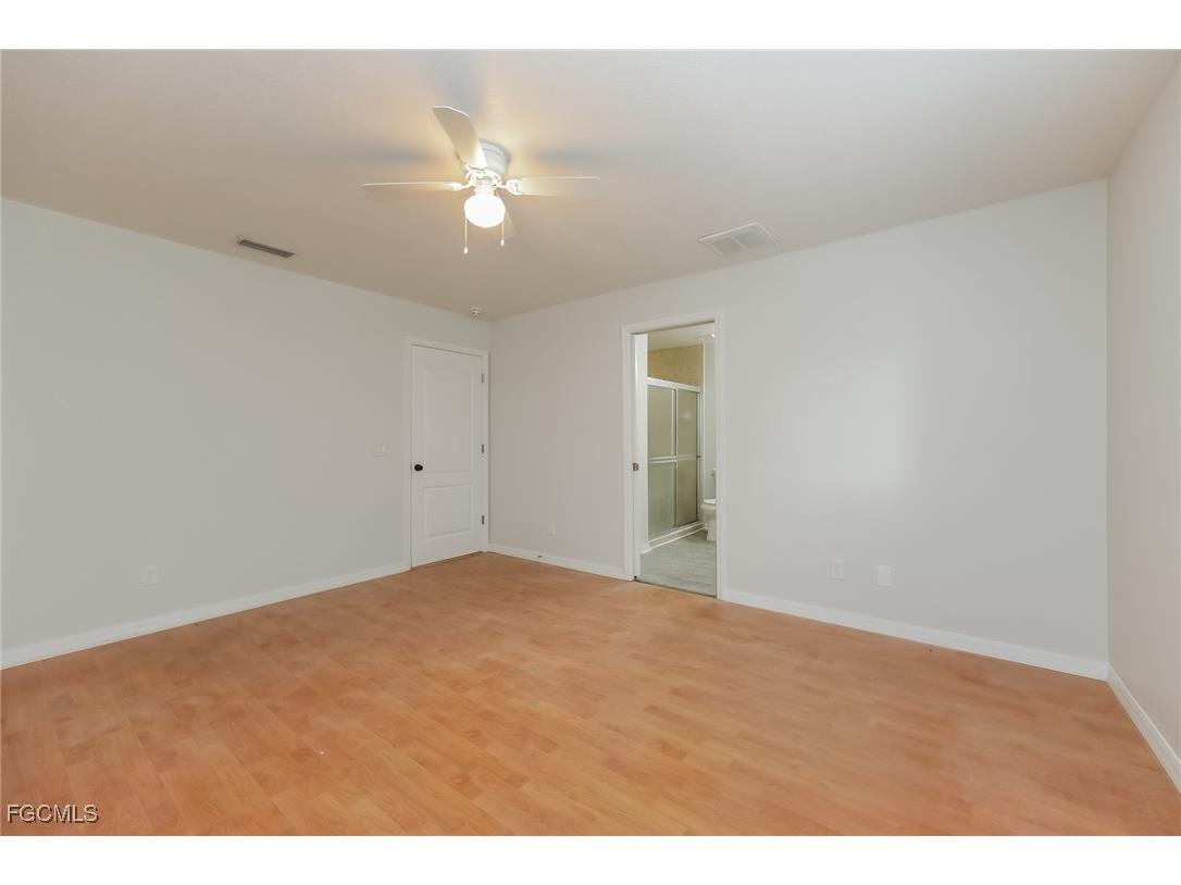 1581 S Chamberlain Boulevard North Port FL 34286 2025024309 image9