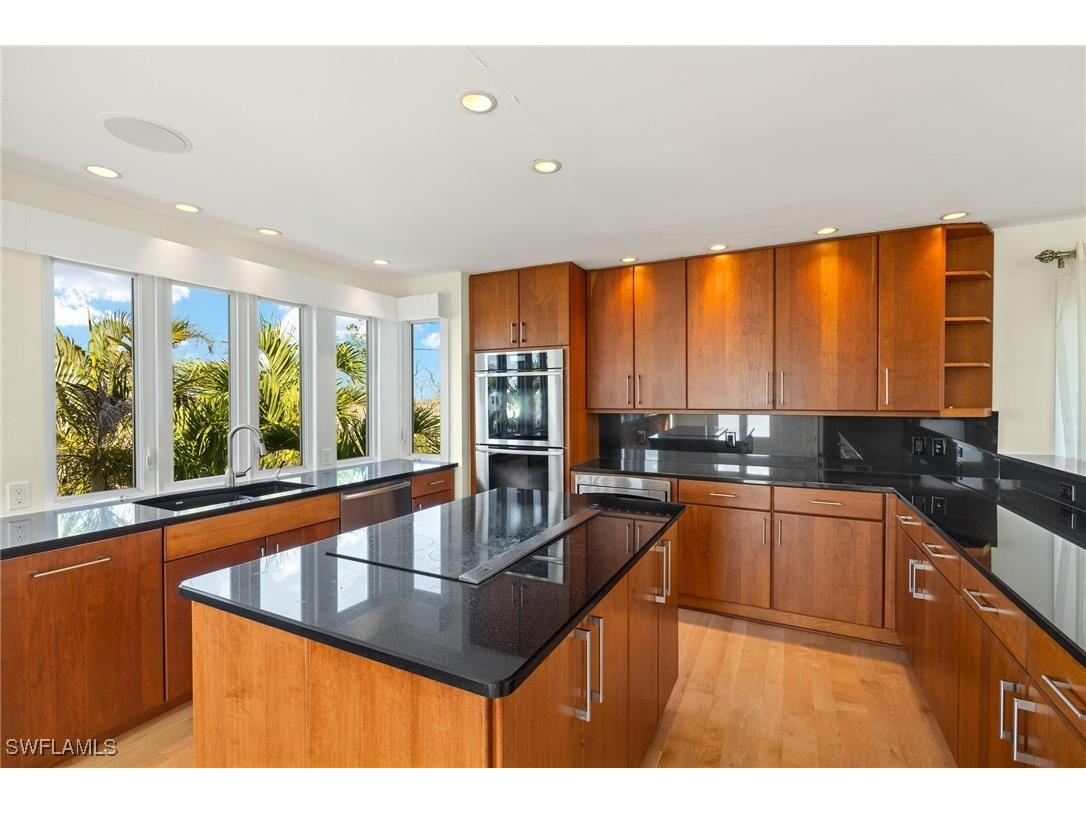 1581 San Carlos Bay Drive Sanibel FL 33957 225049267 image5