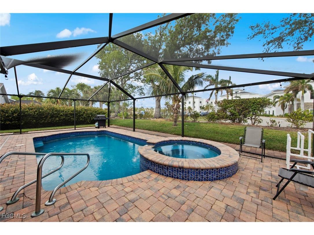 15817 Beachcomber Avenue Fort Myers FL 33908 2025008882 image1
