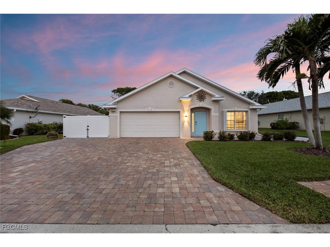 15817 Beachcomber Avenue Fort Myers FL 33908 2025008882 image2