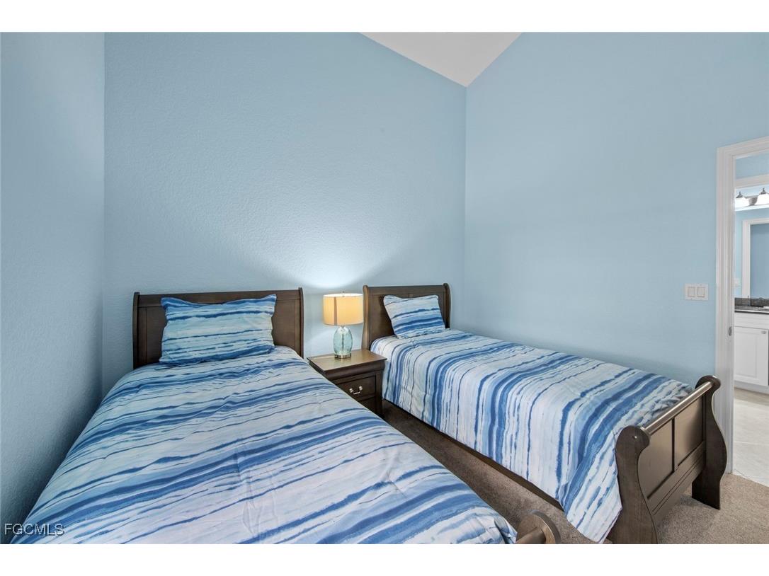15817 Beachcomber Avenue Fort Myers FL 33908 2025008882 image34