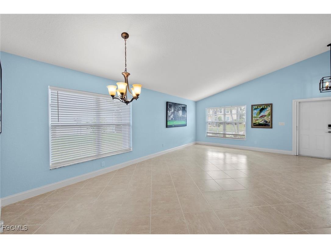 15817 Beachcomber Avenue Fort Myers FL 33908 2025008882 image5