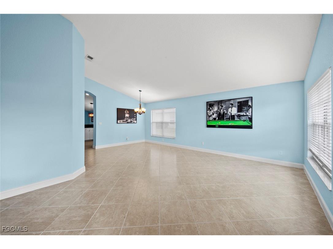 15817 Beachcomber Avenue Fort Myers FL 33908 2025008882 image6