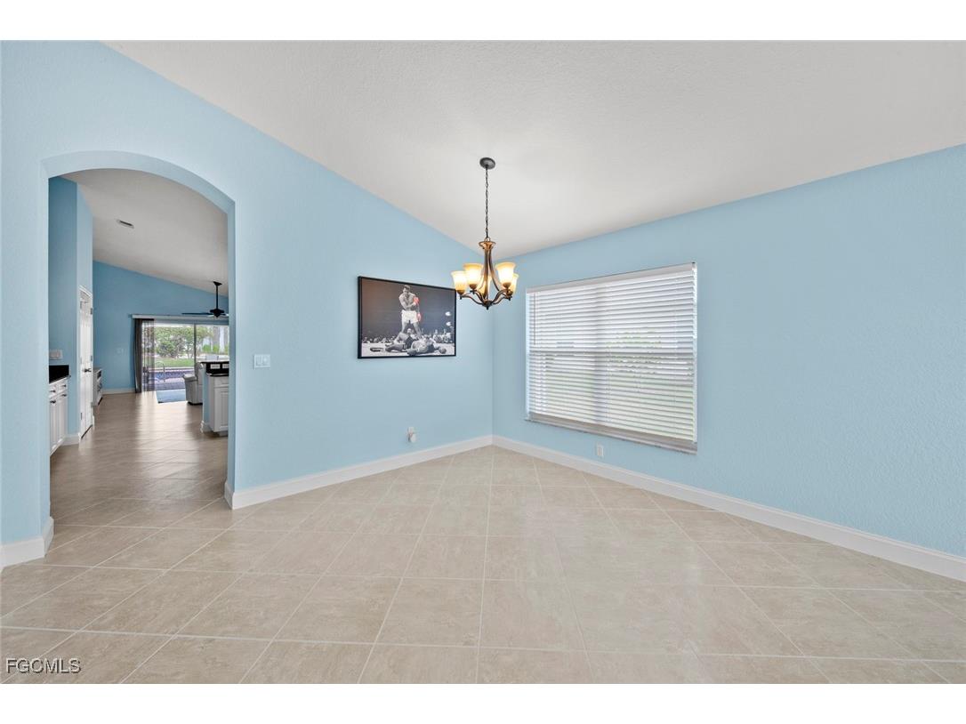 15817 Beachcomber Avenue Fort Myers FL 33908 2025008882 image7