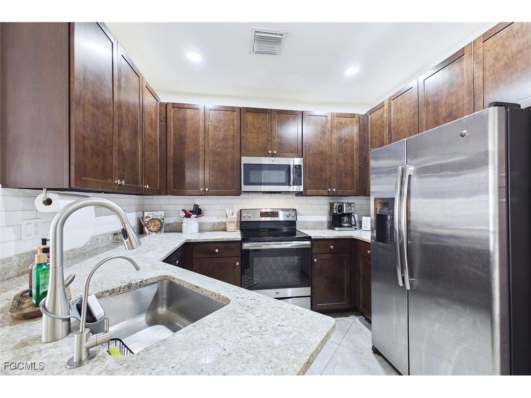 15821 Portofino Springs Boulevard #102 Fort Myers FL 33908 2026003202 image21