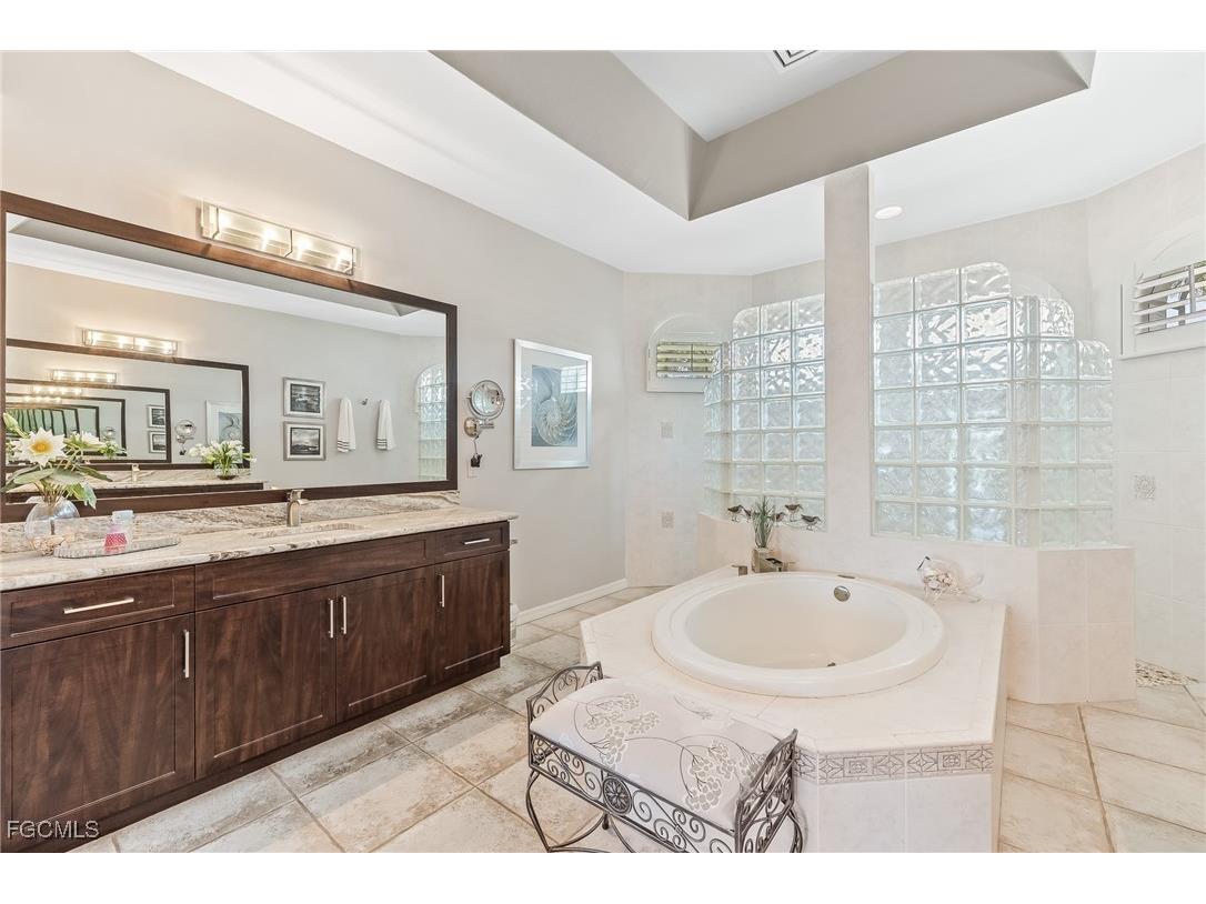 15830 Catalpa Cove Drive Fort Myers FL 33908 2025012836 image24