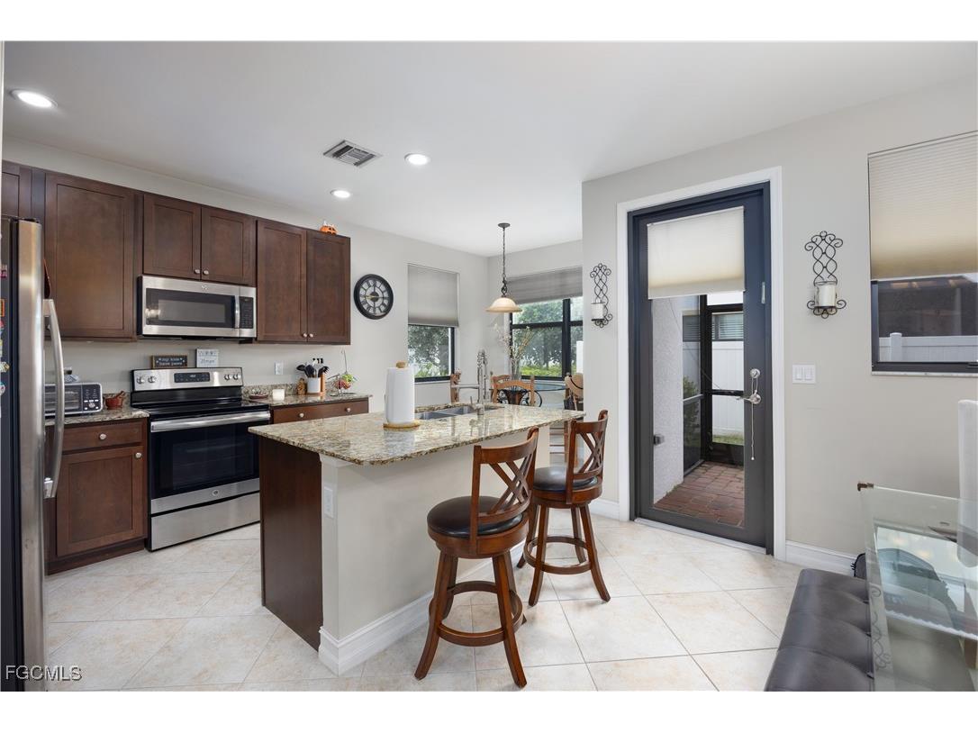 15831 Portofino Springs Boulevard #101 Fort Myers FL 33908 2025014518 image10