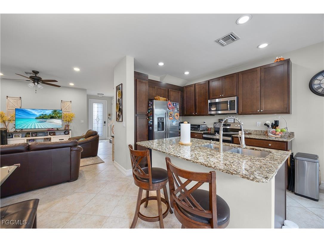 15831 Portofino Springs Boulevard #101 Fort Myers FL 33908 2025014518 image9