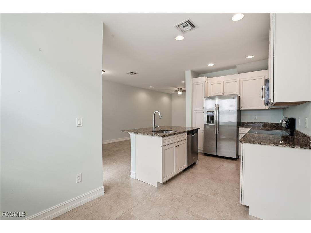 15831 Portofino Springs Boulevard #102 Fort Myers FL 33908 2026000984 image8