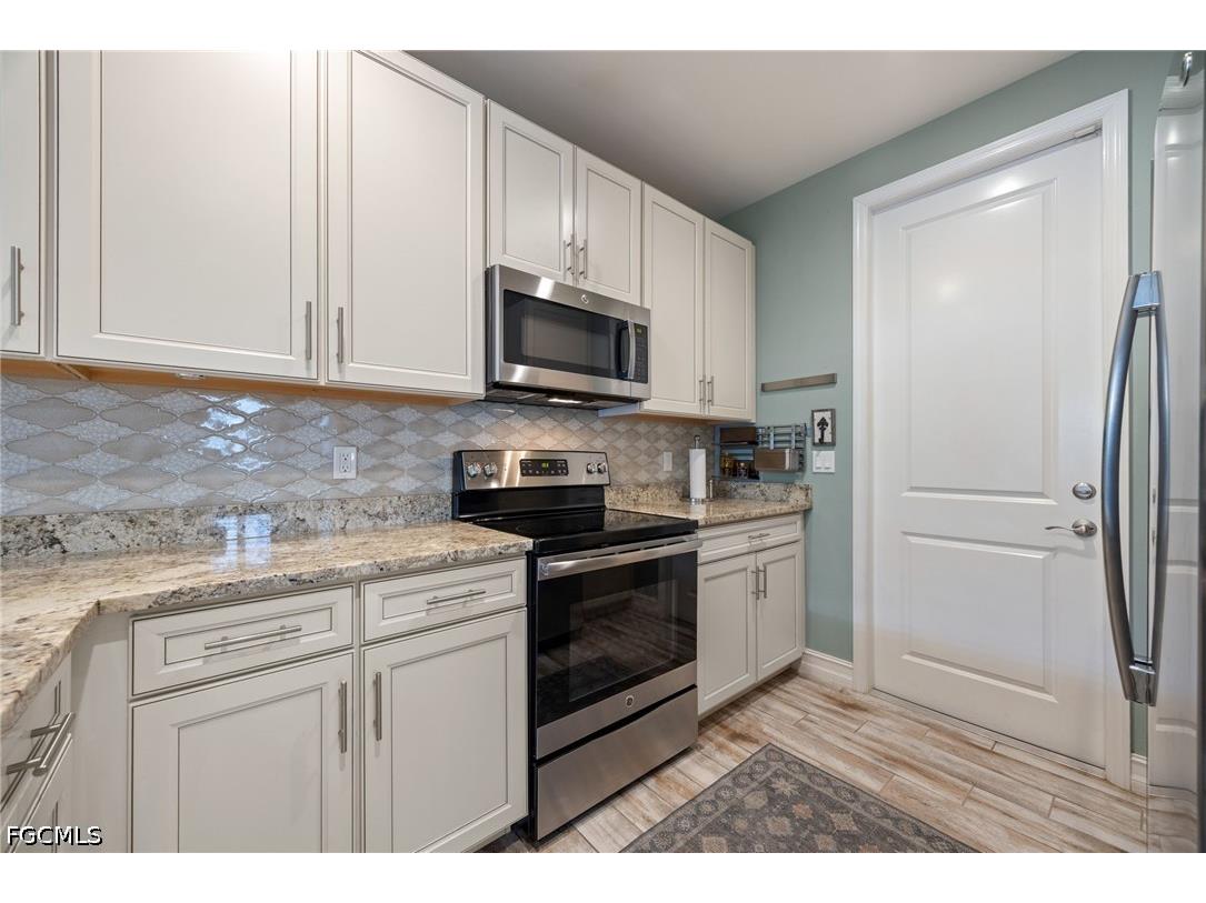 15840 Portofino Springs Boulevard #101 Fort Myers FL 33908 2026023400 image11
