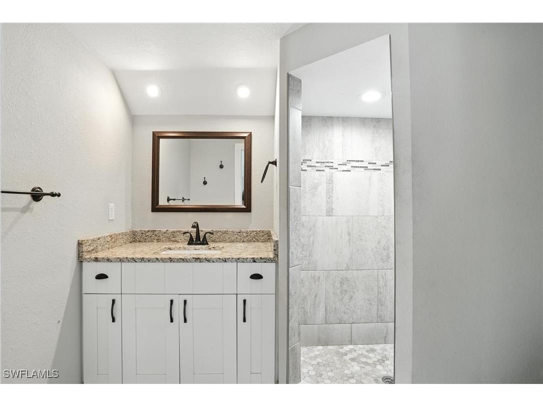 15840 S Pebble Lane Fort Myers FL 33912 225057187 image29