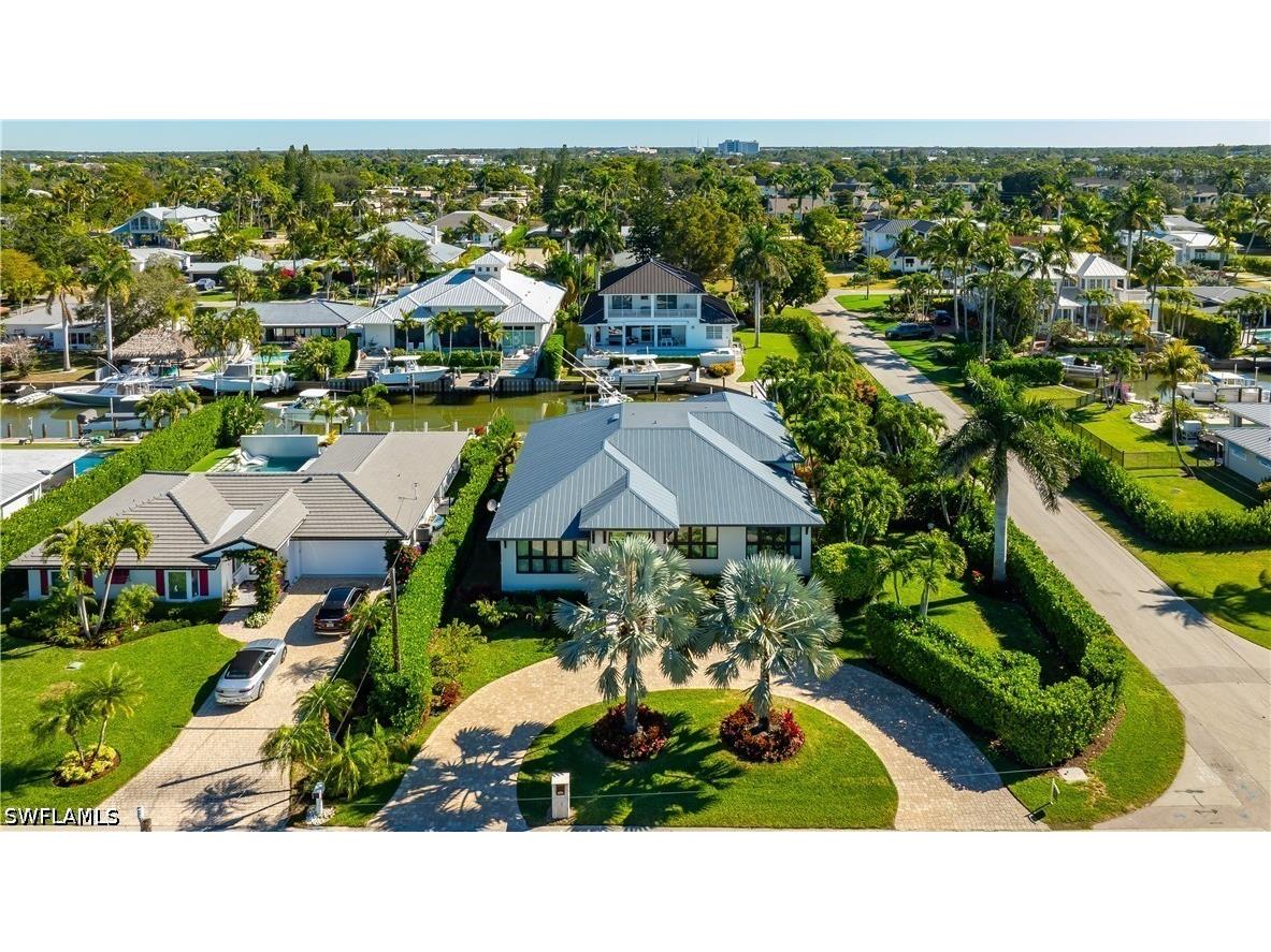 1585 Mullet Lane Naples FL 34102 226015381 image49