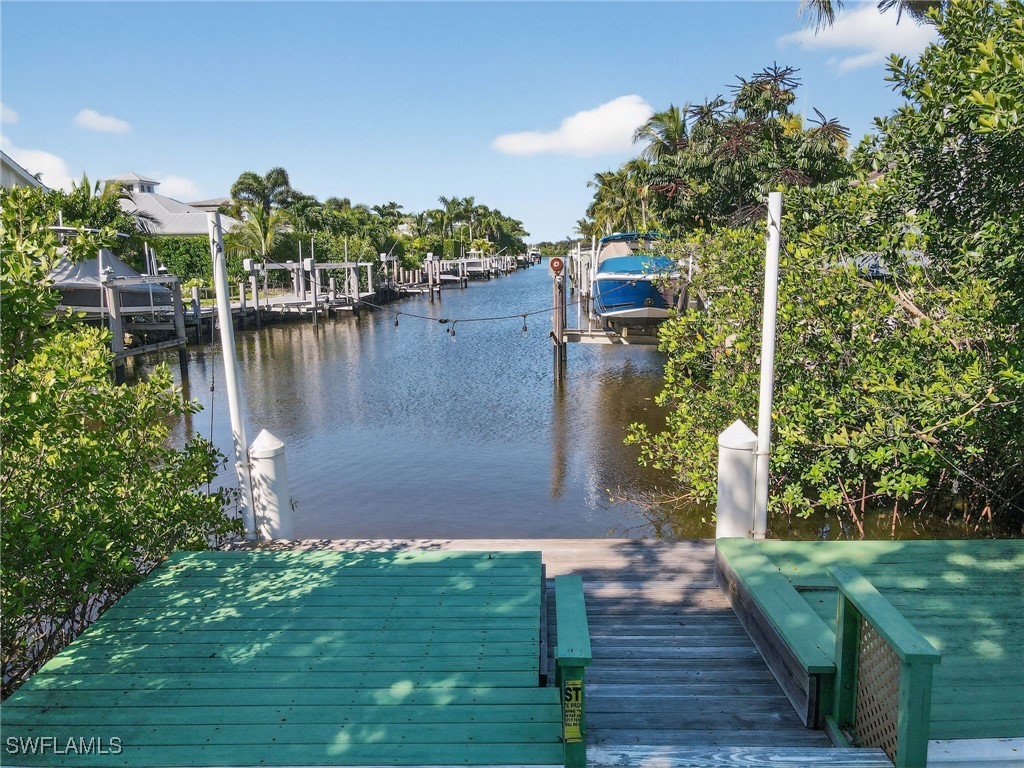 1585 Pelican Avenue Naples FL 34102 225074915 image20