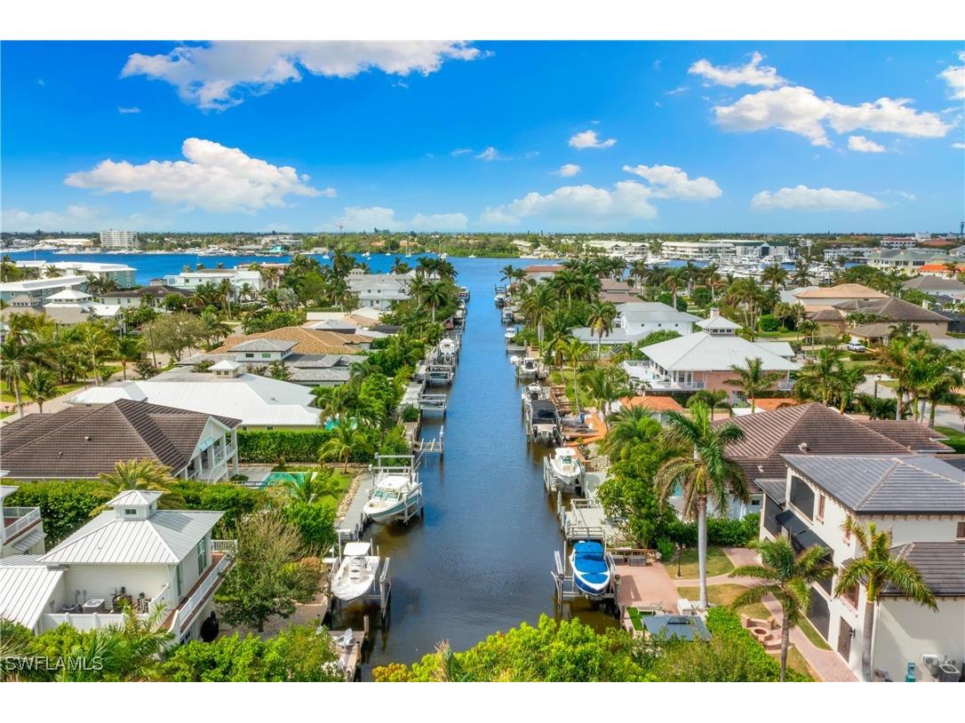 1585 Pelican Avenue Naples FL 34102 226003330 image11